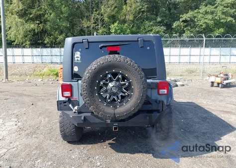 2015 Jeep Wrangler Unlimited Rubicon из США, поврежденный, VIN 1C4BJWFG3FL605313
